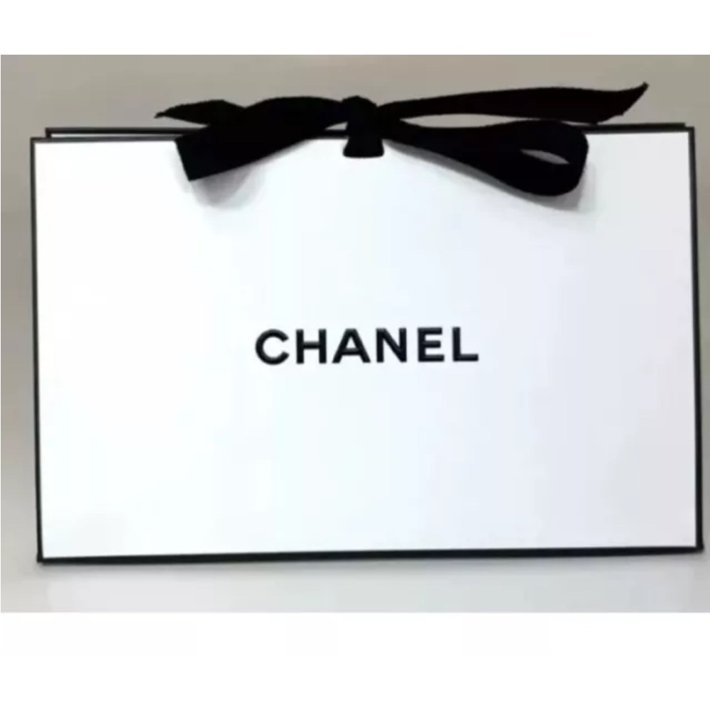 CHANEL Gift Origami Gift Packaging, Shredded Tissue,Blank Gift Card & Envelope